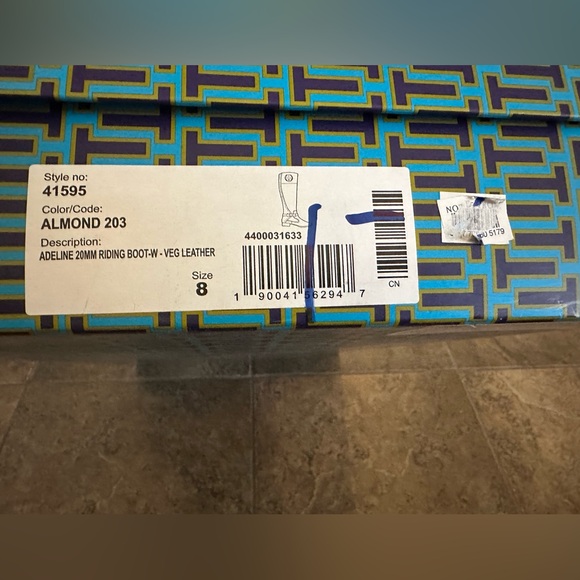 NIB TORY BURCH ADELINE RIDING BOOT 8 - Picture 2 of 16